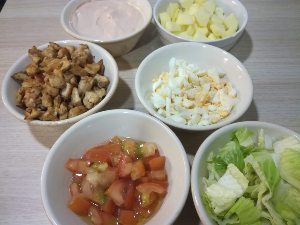 Ingredientes para ensalada de pollo