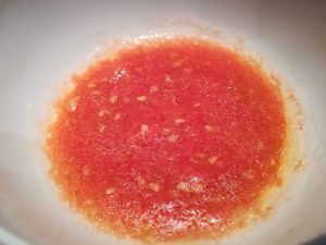 tomate rallado con aceite y sal