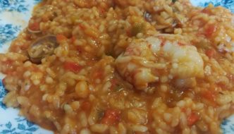 arroz caldoso emplatado