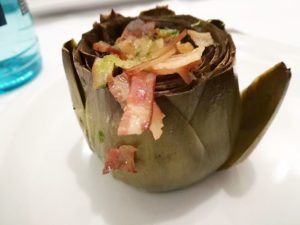 alcachofa con bacon al horno