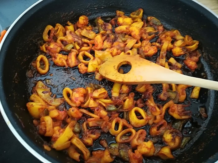 calamares para añadir al sofrito de la fdeua