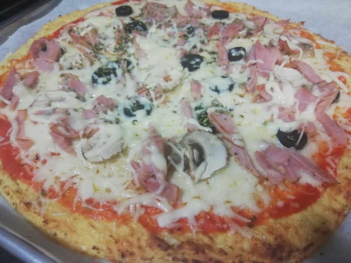 pizza con base de coliflor