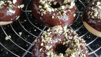 donuts healthy con chocolate y pistachos