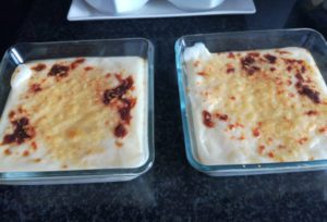 huevos cocidos con bechamel gratinados