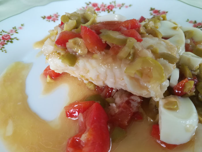 merluza con salsa vinagreta